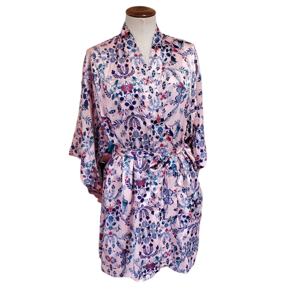Victoria's Secret Satin Kimono Short Robe White Grounded Floral WDF XS/S - Picture 3 of 13